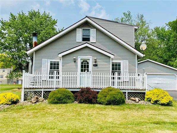 419 Falls Ave, New Castle, PA 16105