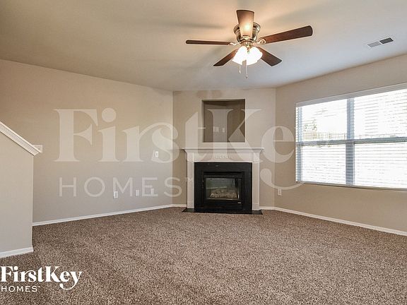 3rd image of 3912 Jack Pine Ct