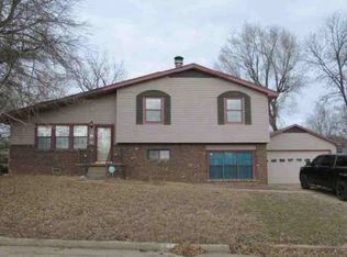 703 W Kiowa Ave, Cleveland, OK 74020