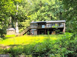 28 Henry Way, Linden, VA 22642