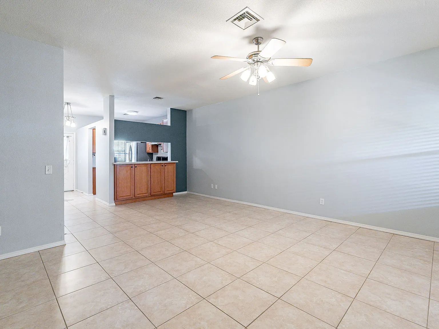 Adorable Townhome! — Photo 2