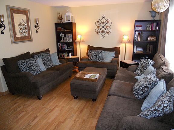 4th image of 1141 Holz Ave