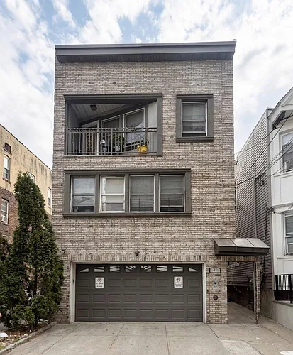 57 Washburn St #2F Photo 1
