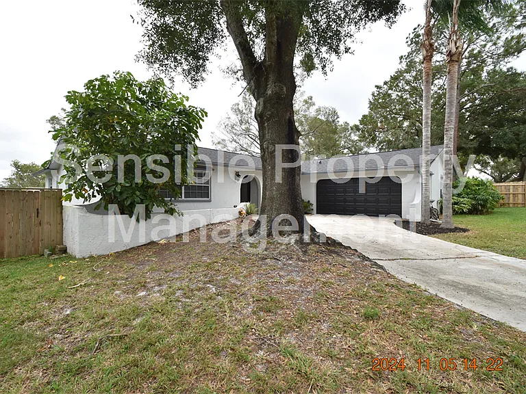 3827 Frostwood Ct — Photo 49