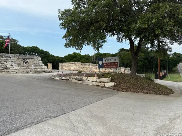 431 PRIVATE ROAD 1706 LOT 431, Helotes, TX 78023
