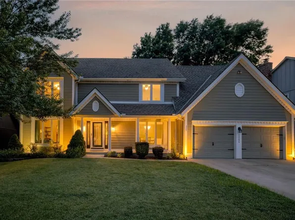 12204 Briar St, Overland Park, KS 66209