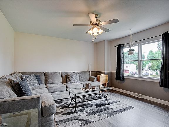 4th image of 275 Eldon Dr NW
