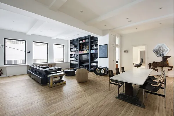 Sold by Stribling | media 1