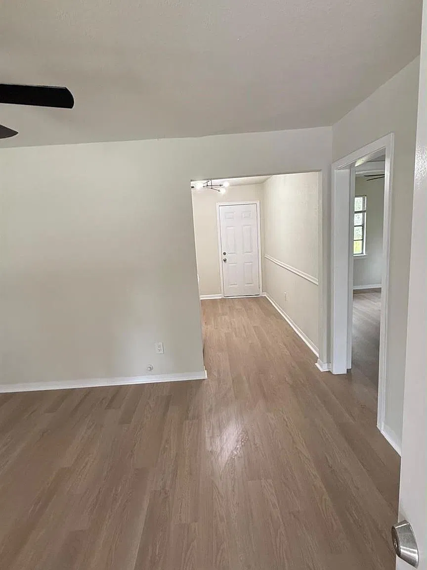 3 bed, 2.0 bath, 1032 sqft, $1,650 — Photo 3