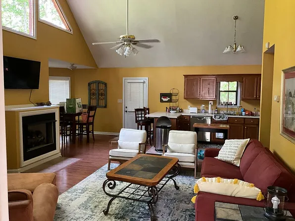 405 Murray Ln, Counce, TN 38326