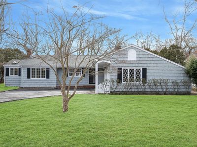 6 Gardenia Avenue, Hampton Bays, NY, 11946
