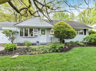 54 Appleton Dr, Hazlet, NJ 07730