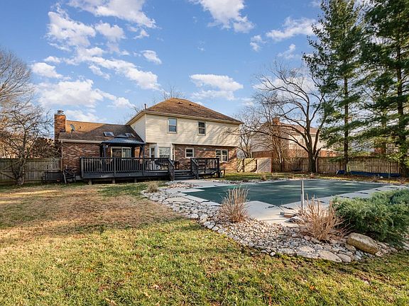 4th image of 9853 Jane Ct