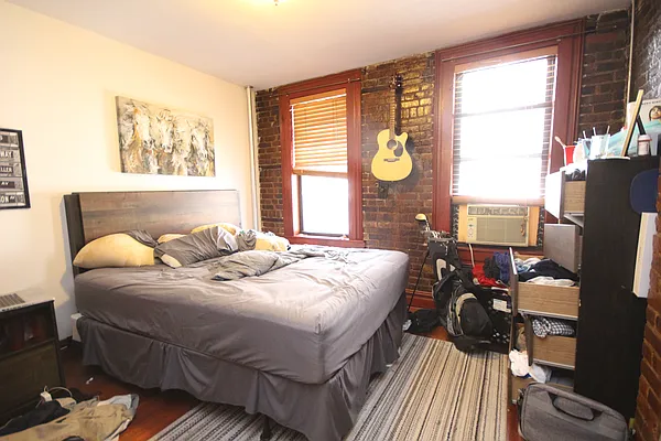 Rented by Compass | media 28
