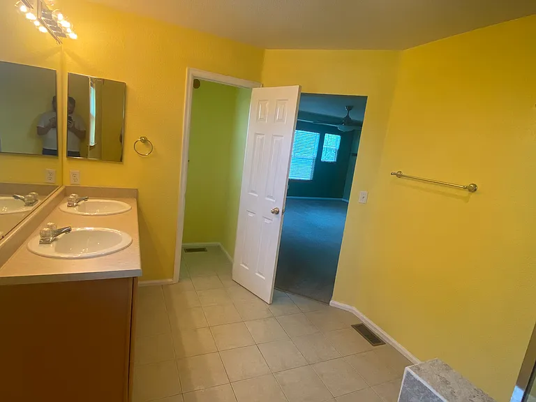 2845 Central Park Blvd — Photo 18