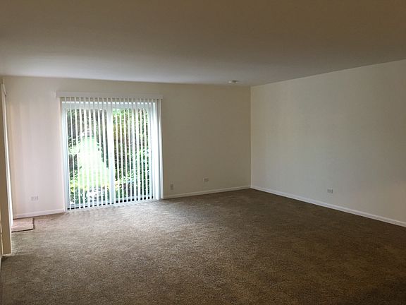 3rd image of 1265 N Sterling Ave Unit 108