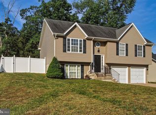 46653 Robert Leon Dr, Lexington Park, MD 20653