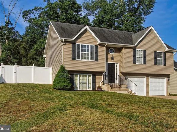 46653 Robert Leon Dr, Lexington Park, MD 20653