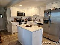 134 Ralph Ave — Photo 6