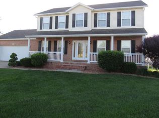 9920 Debentroy St, Lebanon, IL 62254