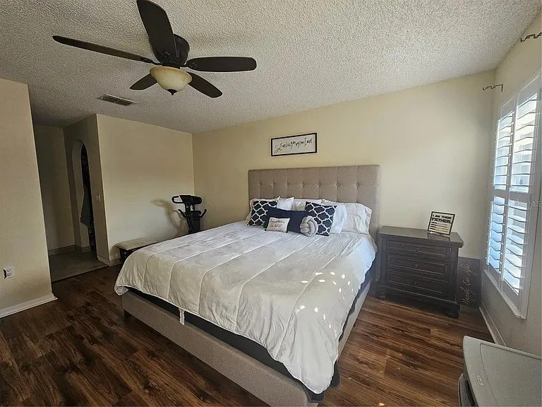 1688 Bavon Dr — Photo 24