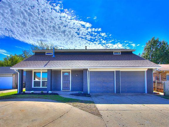 5th image of 3220 Simmons Dr