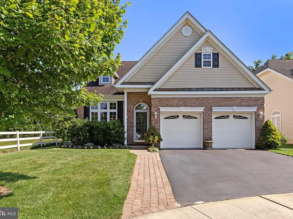 11 Salem Ct, Barnegat, NJ 08005