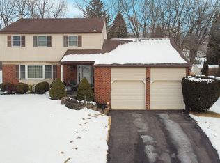 2901 Village Green Ln, Norristown, PA 19403