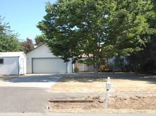 5247 Kenneth Ave, Carmichael, CA 95608