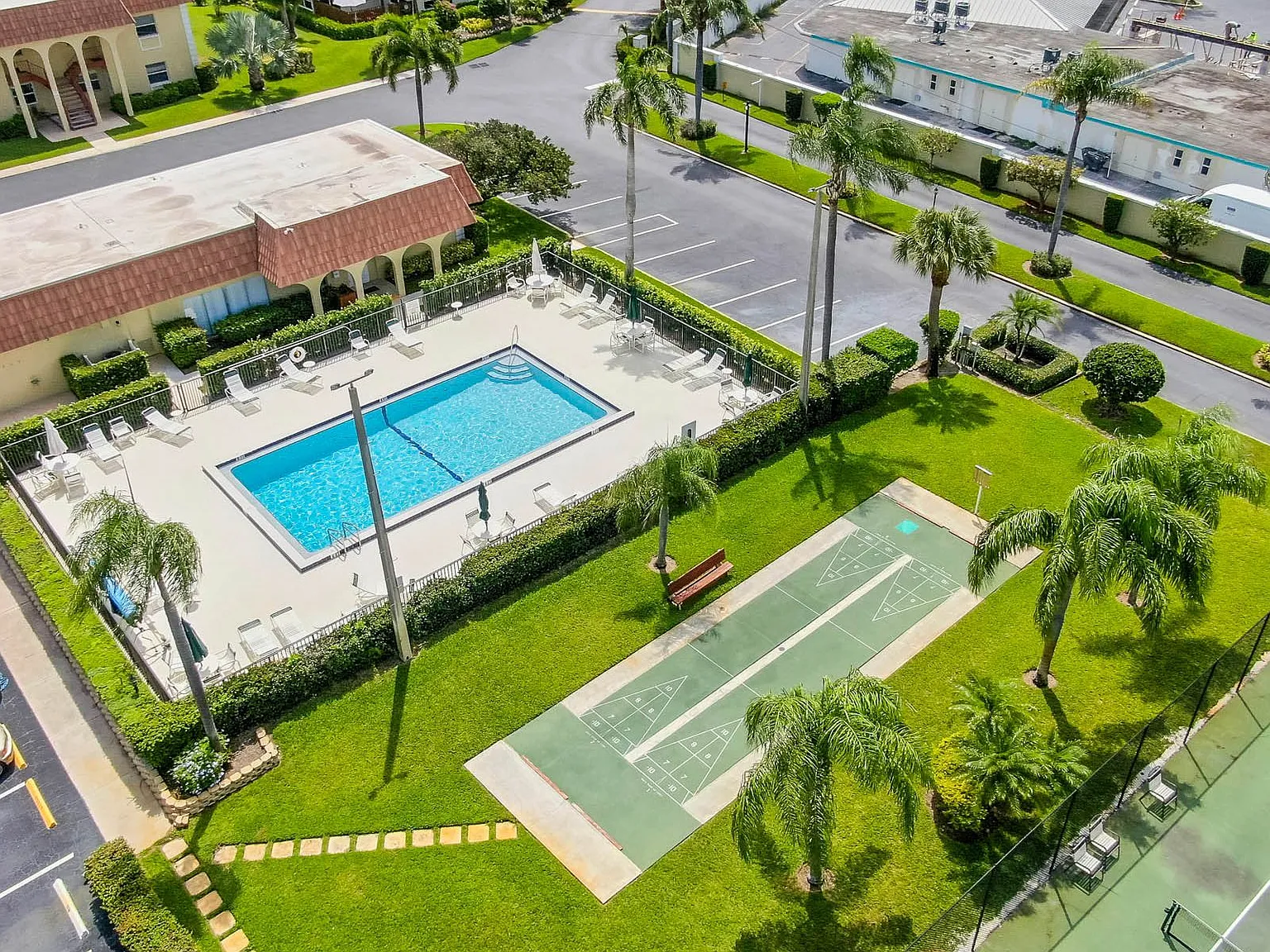 2 bed, 1000 sqft, $2,500 — Photo 4