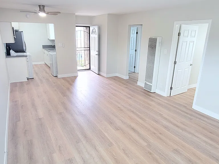 4146 Redondo Beach Blvd #C — Photo 4