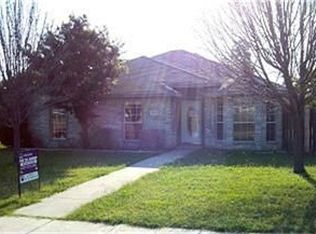 6020 Crest Dr, Midlothian, TX 76065