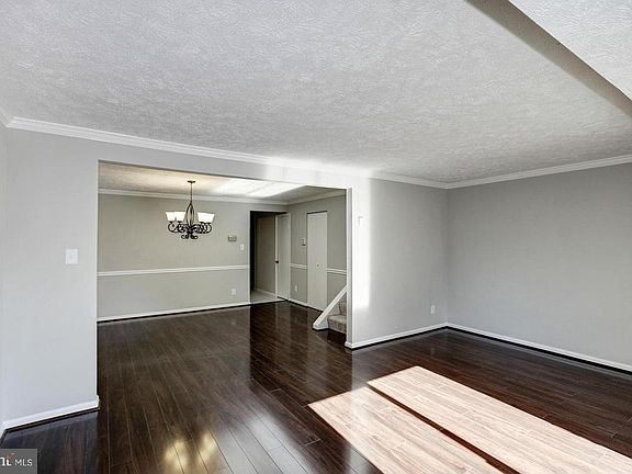 4th image of 5613 Independence Cir