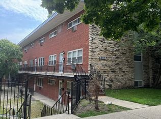 6909 N Ridge Blvd #1C, Chicago, IL 60645