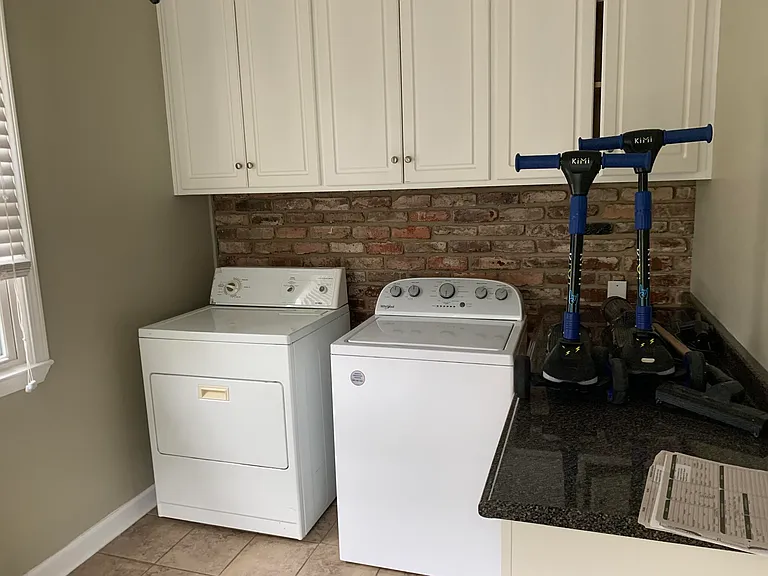 3138 Westminster Dr — Photo 10