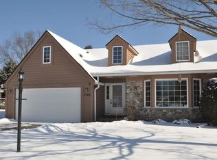 7328 S 77th St #7328, Franklin, WI 53132