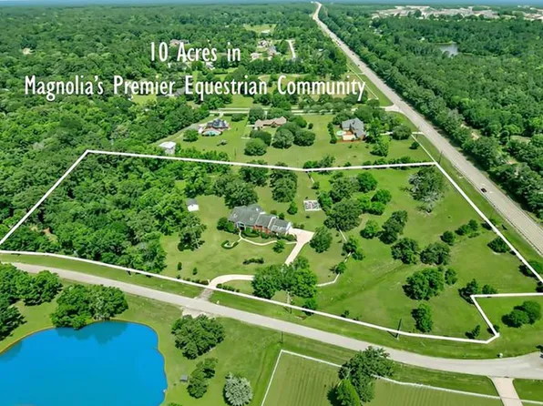 15203 Wildwood Cir, Magnolia, TX 77354
