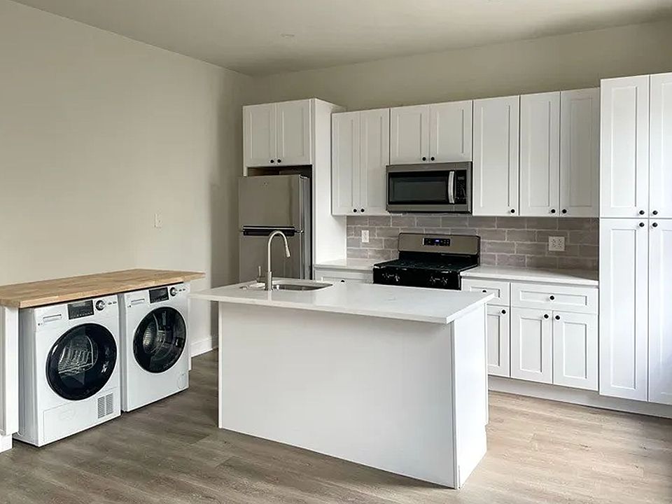 1st image of 2037 Spring Garden St #3FF