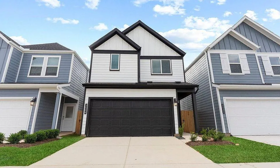 3510 Lovebird Ln