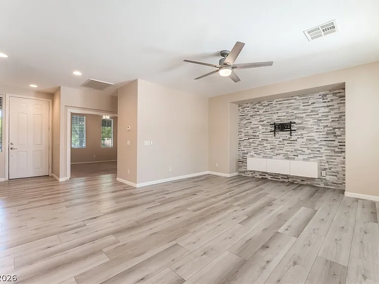 9440 Highview Rock Ct — Photo 4