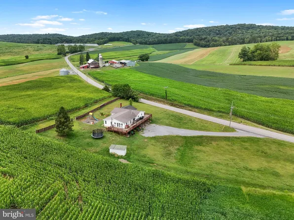 12586 Greenwood Rd, Huntingdon, PA 16652