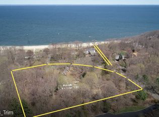 12 Pheasant Run, Saint James, NY 11780