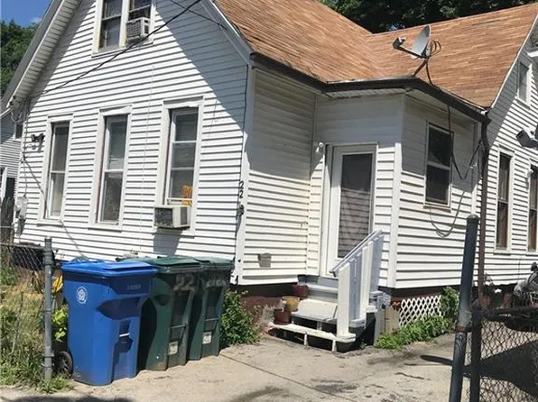 22 Carl St, Rochester, NY 14621
