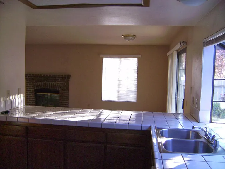 11005 Matinal Cir — Photo 14