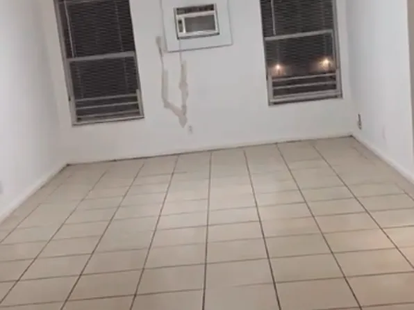 6000 NW 7th St, Margate, FL