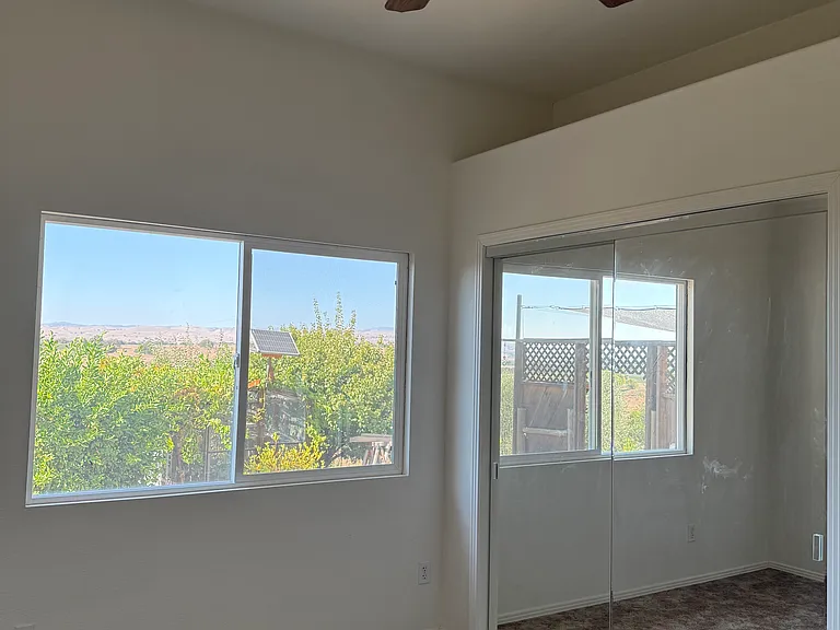 8389 Plane View Pl — Photo 5