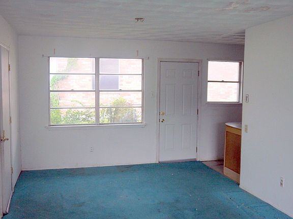 2nd image of 447 Southport Dr