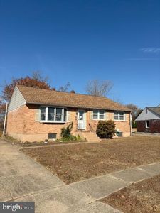 54 Commonwealth Blvd, New Castle, DE, 19720