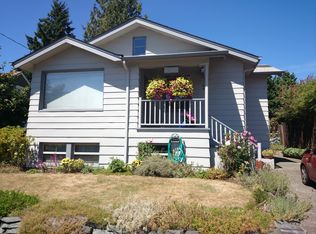 3528 SW Holden St, Seattle, WA 98126