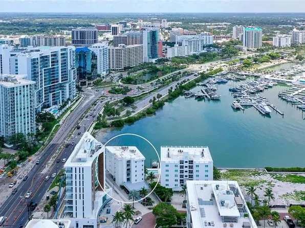 660 GOLDEN GATE POINT #51 & 52, SARASOTA, FL 34236